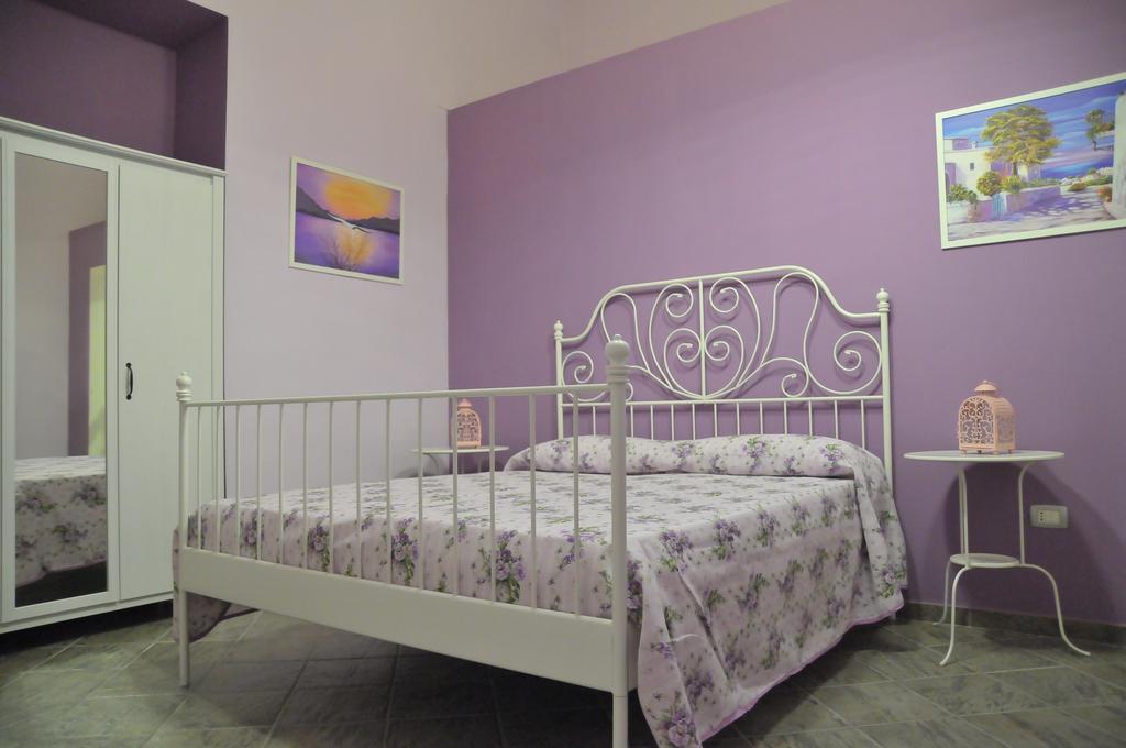 B&B Ingiropernapoli Rum bild
